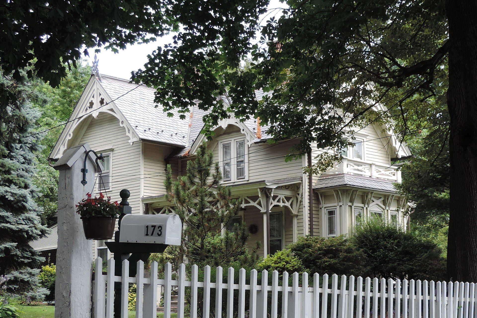 Victorian frame house on City Island, an example of the old Bronx housing stock Richard Joseph Spinelli writes about maintaining